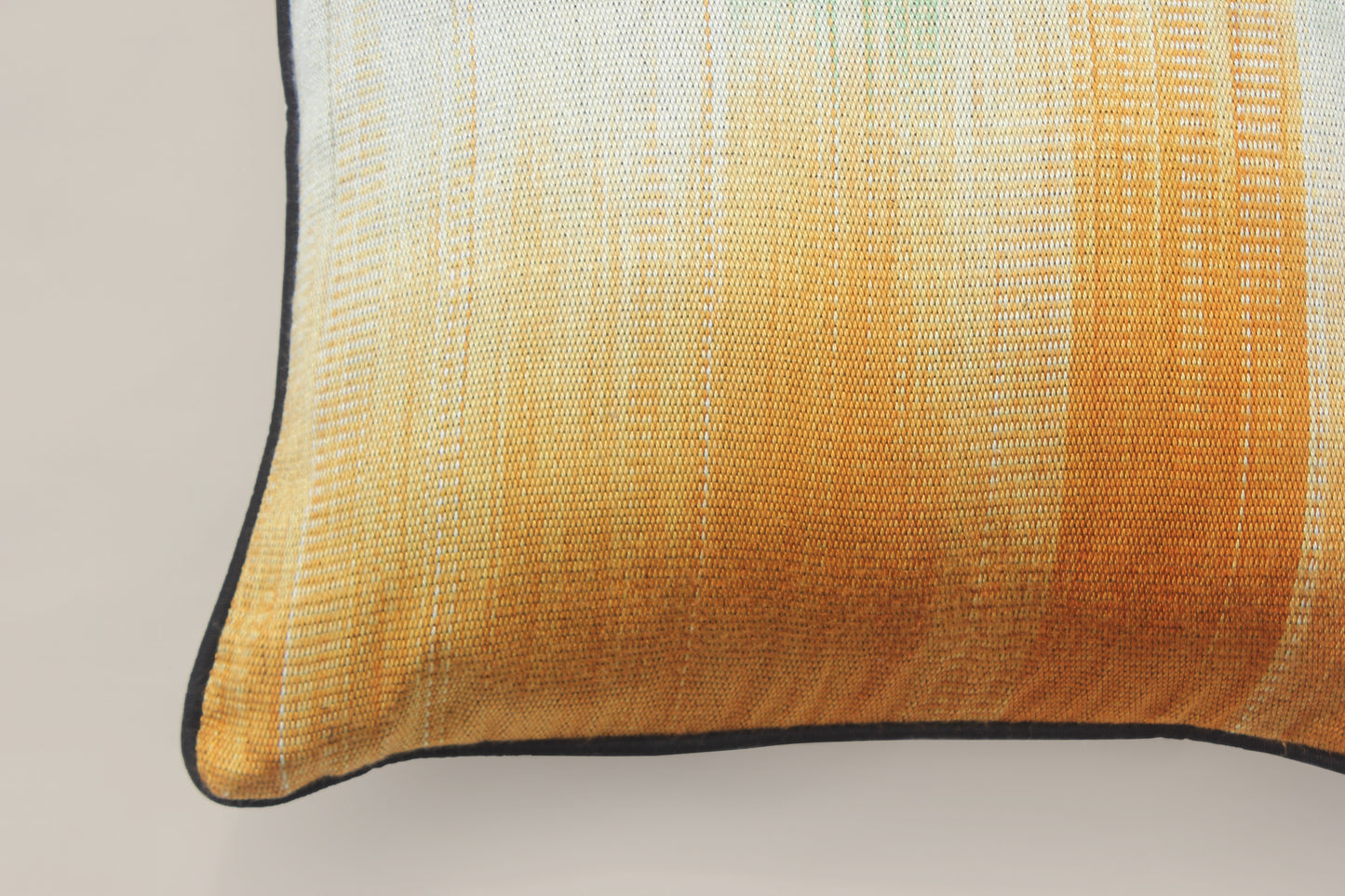 Silva Solis Cushion